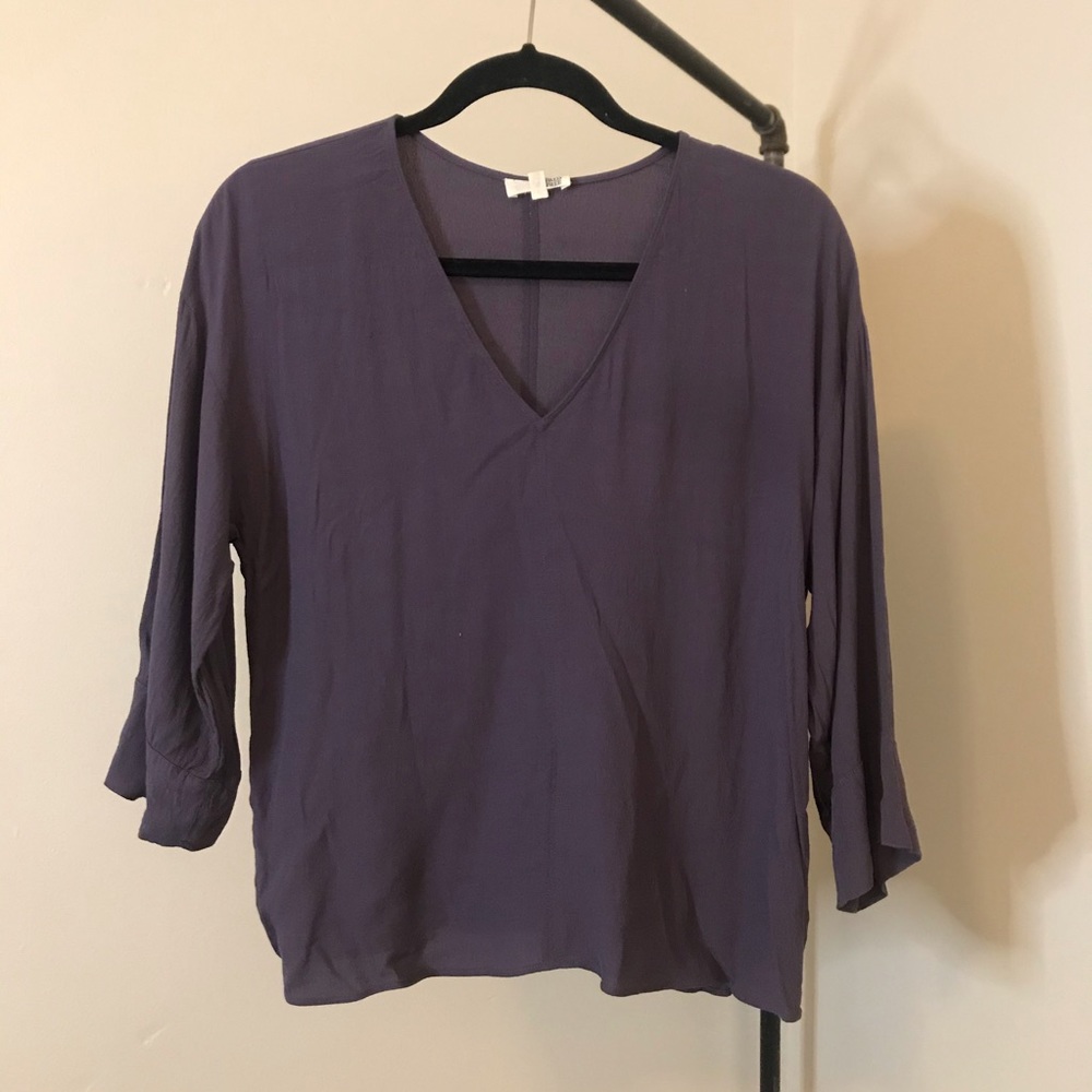 Aritzia Wilfred Free V-neck Blouse